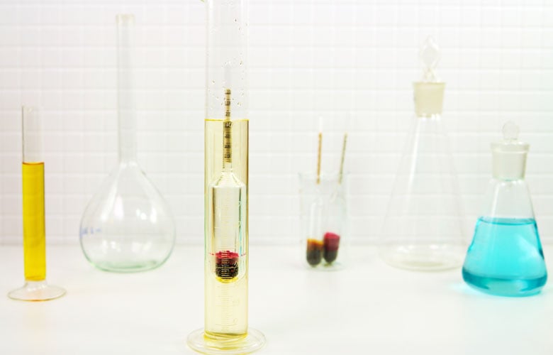 Hydrometer-and-beakers