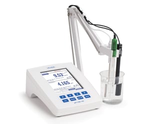 Laboratory Research Grade Benchtop pH/mV/ISE and EC/TDS/Salinity/Resistivity Meter - HI5522