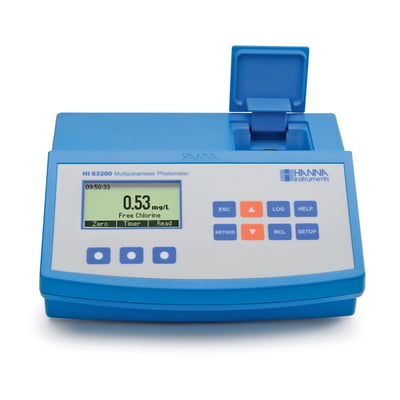 photometer-water-analysis-benchtop-HI83200